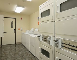 Woodspring Suites El Paso I-10 Southeast,El Paso International Airport>>El Paso,3 star