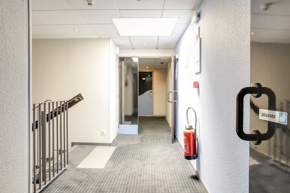 hotel balladins valence sud