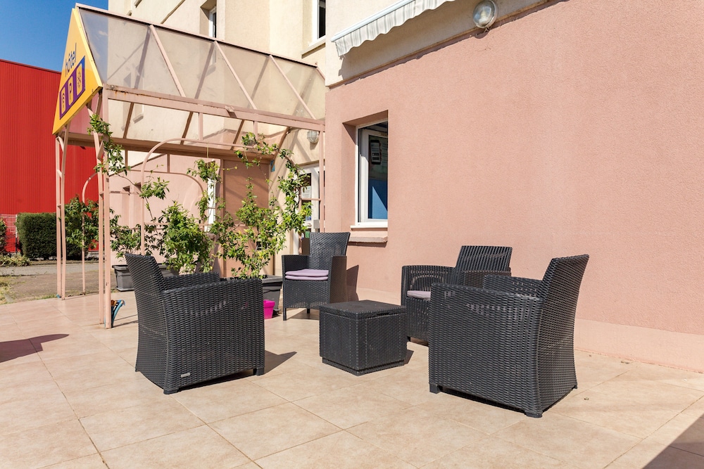 hotel balladins valence sud