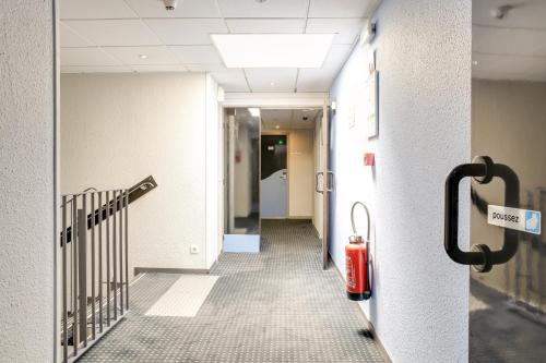 hotel balladins valence sud