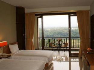 The Oxalis Regency Hotel Magelang,Magelang>>Central Java,3 star