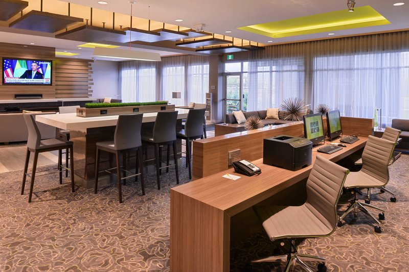 courtyard by marriott saskatoon airport