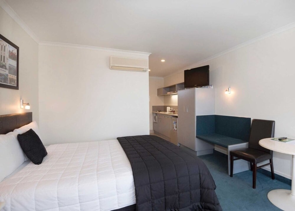 quality inn napier