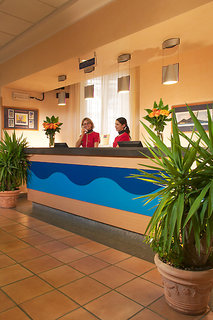 ibis styles napoli garibaldi