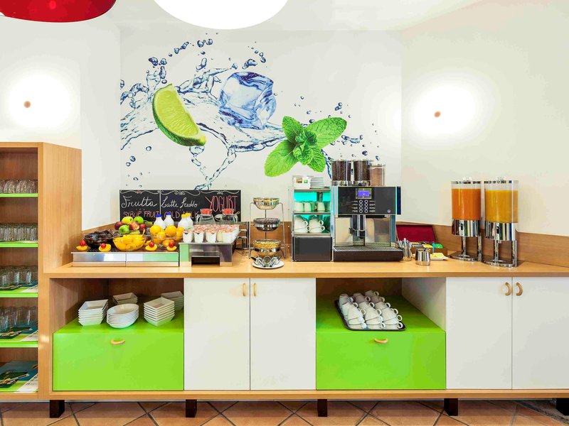 ibis styles napoli garibaldi