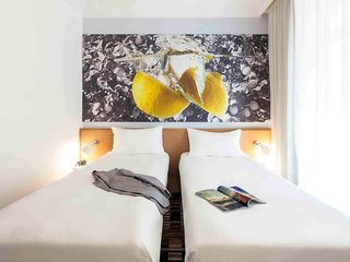 ibis styles napoli garibaldi