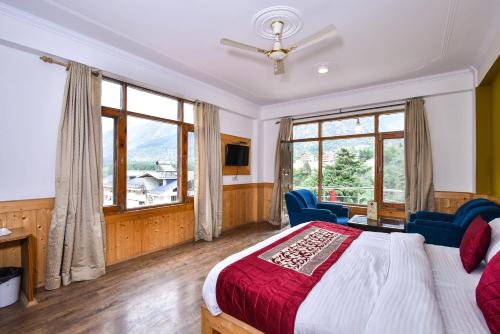 Hotel Mukund Palace,Manali>>Kullu,2 star