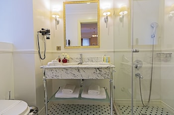 meroddi bagdatliyan hotel