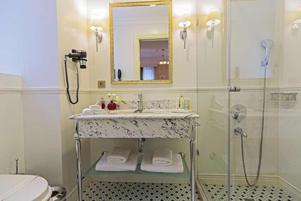 meroddi bagdatliyan hotel