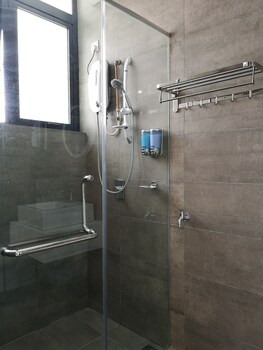 h20 residence by adds