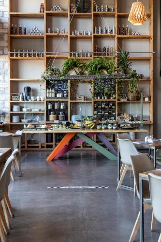 oniropetra boutique hotel