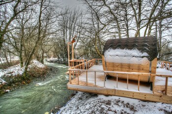 oniropetra boutique hotel