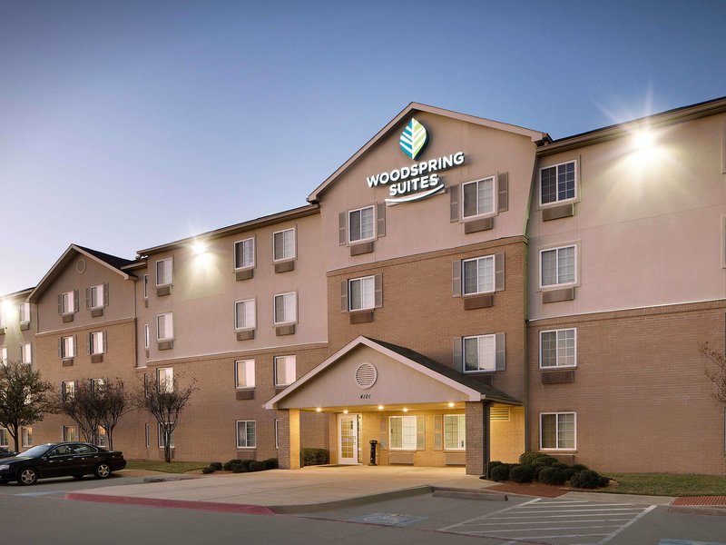 woodspring suites fort worth forest hill