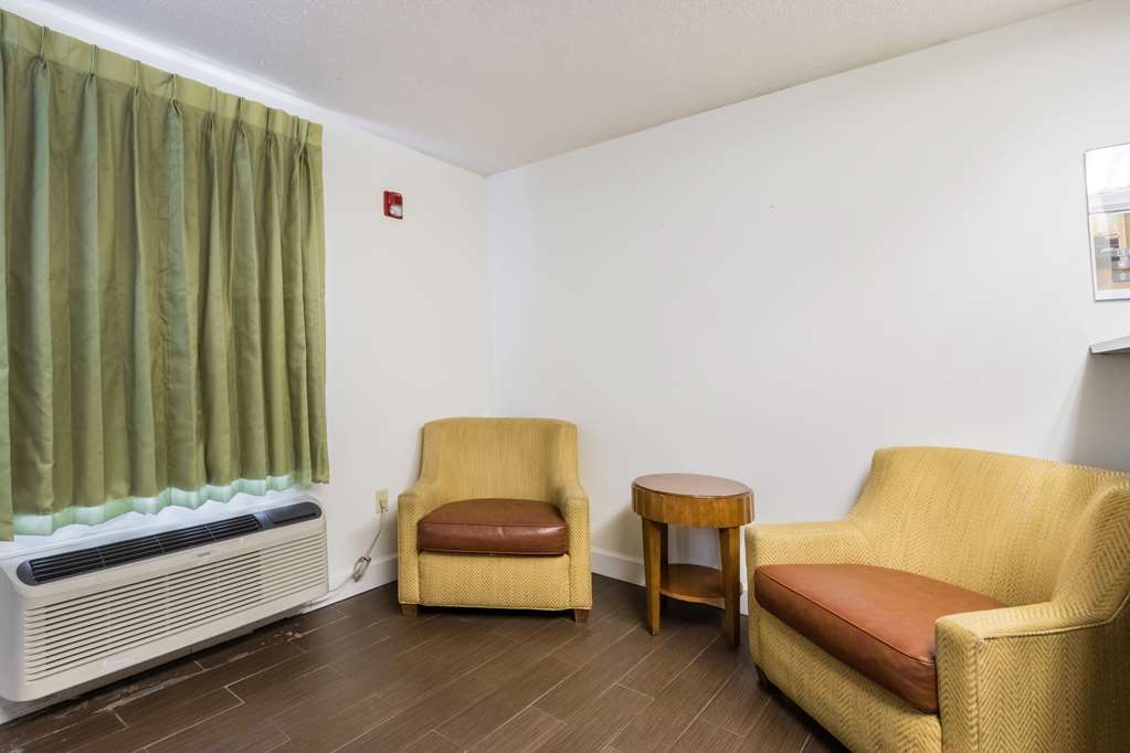 studio 6 statesboro ga