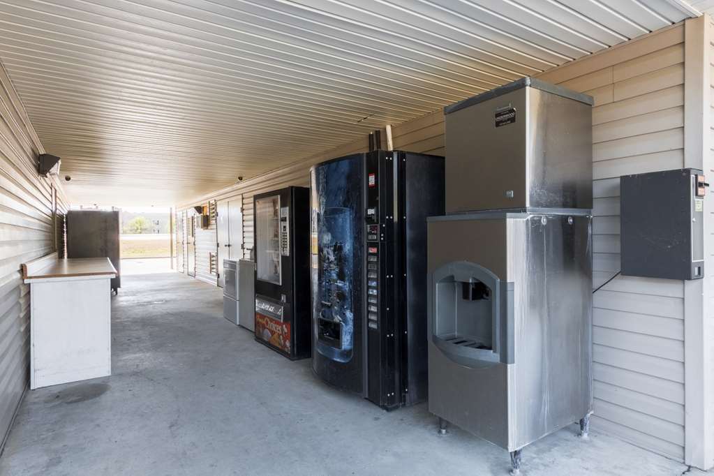 studio 6 statesboro ga