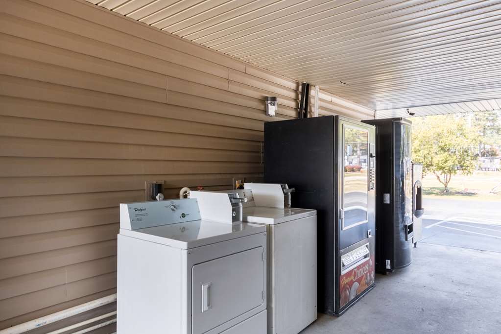 studio 6 statesboro ga