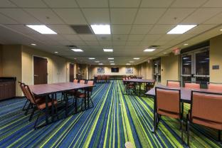 fairfield inn and suites leavenworth