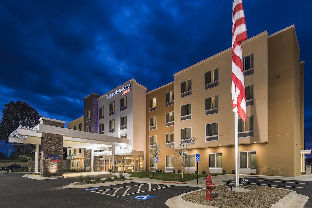 fairfield inn and suites leavenworth