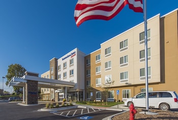 fairfield inn and suites leavenworth