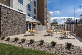 fairfield inn and suites leavenworth