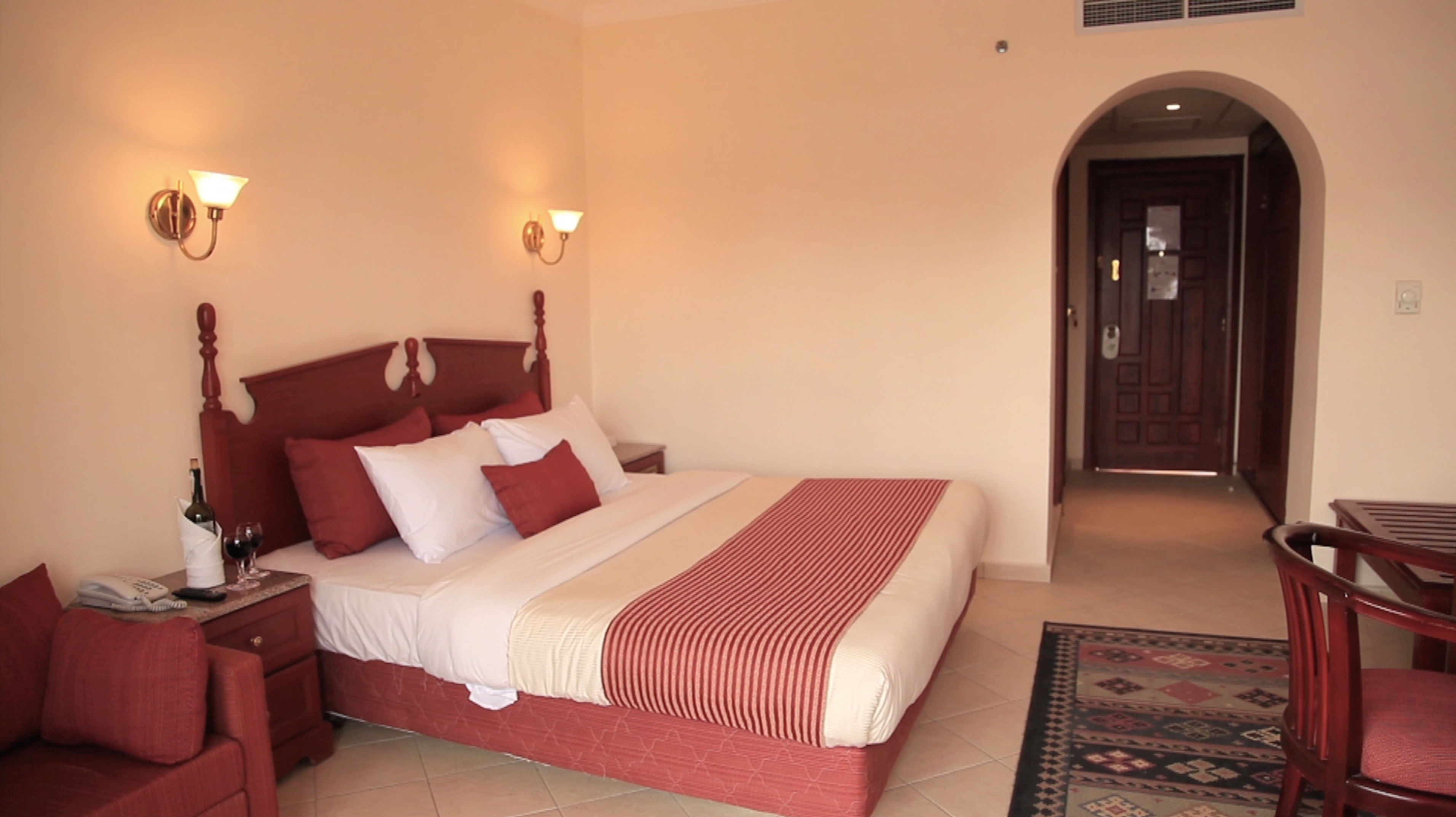 aladdin beach resort families and couples only