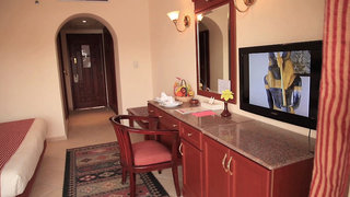 aladdin beach resort families and couples only