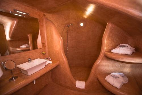 marizan caves and villas