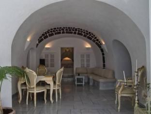 marizan caves and villas