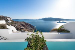 marizan caves and villas