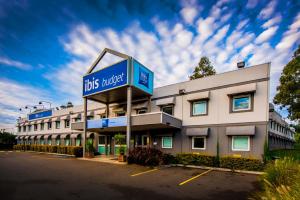 Ibis Budget Wentworthville,Macquarie Park>>Berrilee,3 star