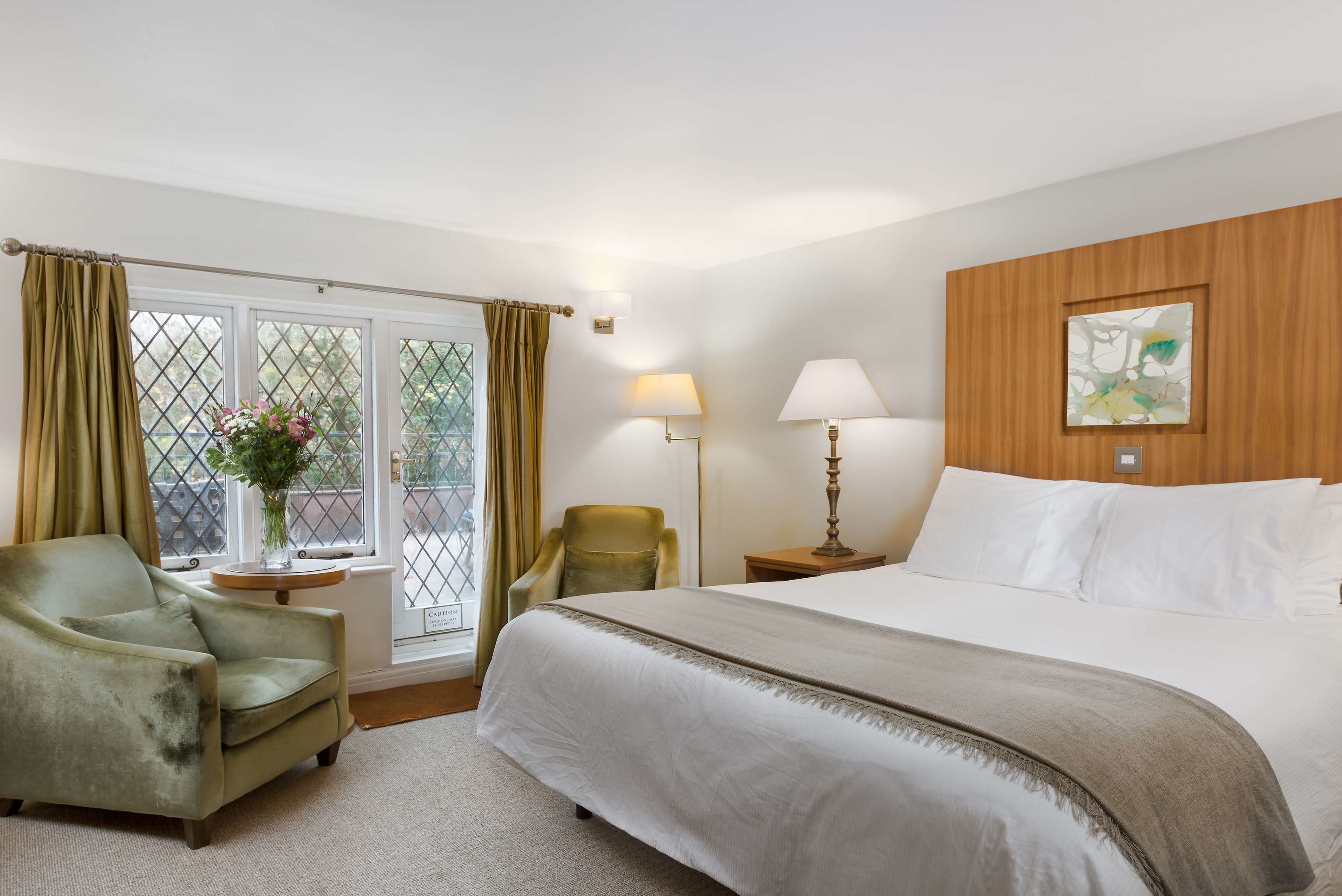 woodford bridge country club