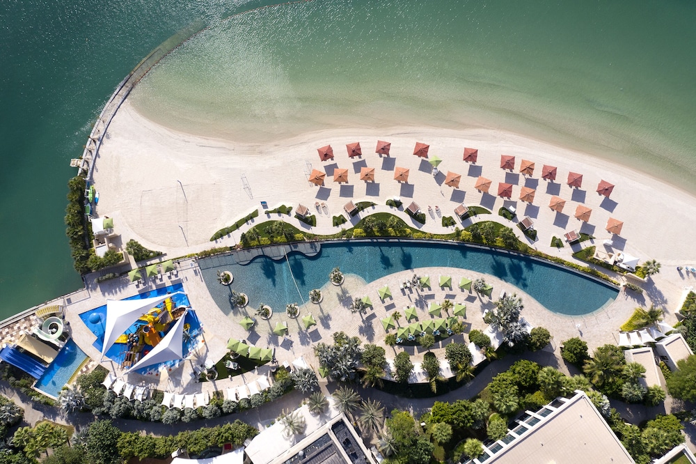 four seasons hotel bahrain bay