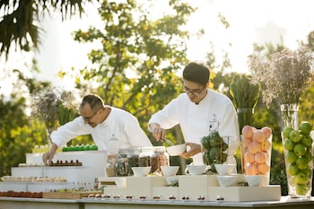 four seasons hotel bahrain bay