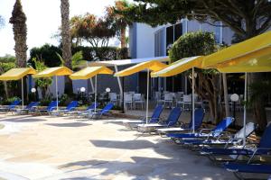 papouis protaras hotel