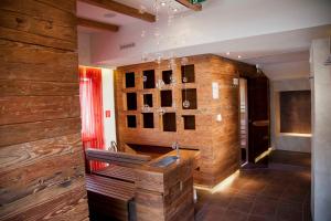 Hotel Der Schutthof,Near Areit Cable Car,3 star