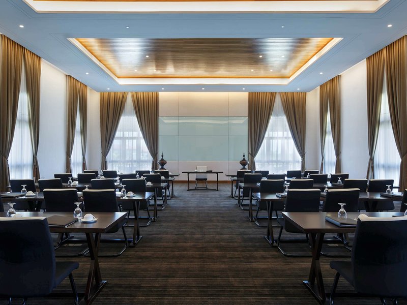 the lake garden hotel nay pyi taw mgallery collection