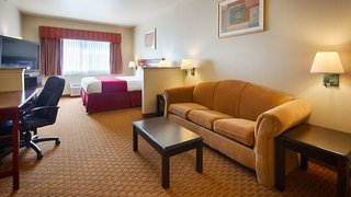 Surestay Plus Hotel By Best Western Quanah,Hardeman County>>Childress,3 star