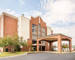 Comfort Suites Fredericksburg South,Quantico>>Fredericksburg,3 star