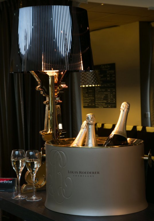 hotel le colisee hotel and spa