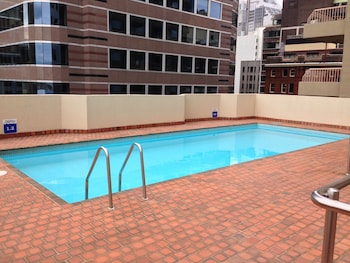 metro apartments on king street