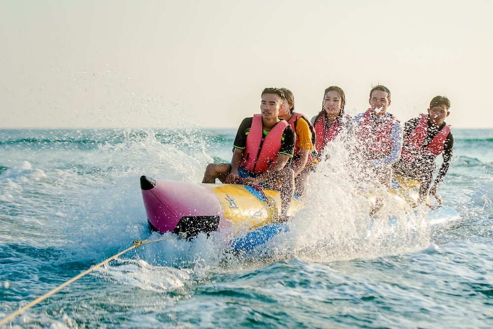 ngwe saung yacht club and resort