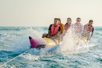 ngwe saung yacht club and resort