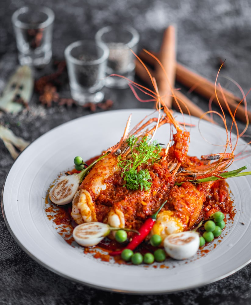 ngwe saung yacht club and resort