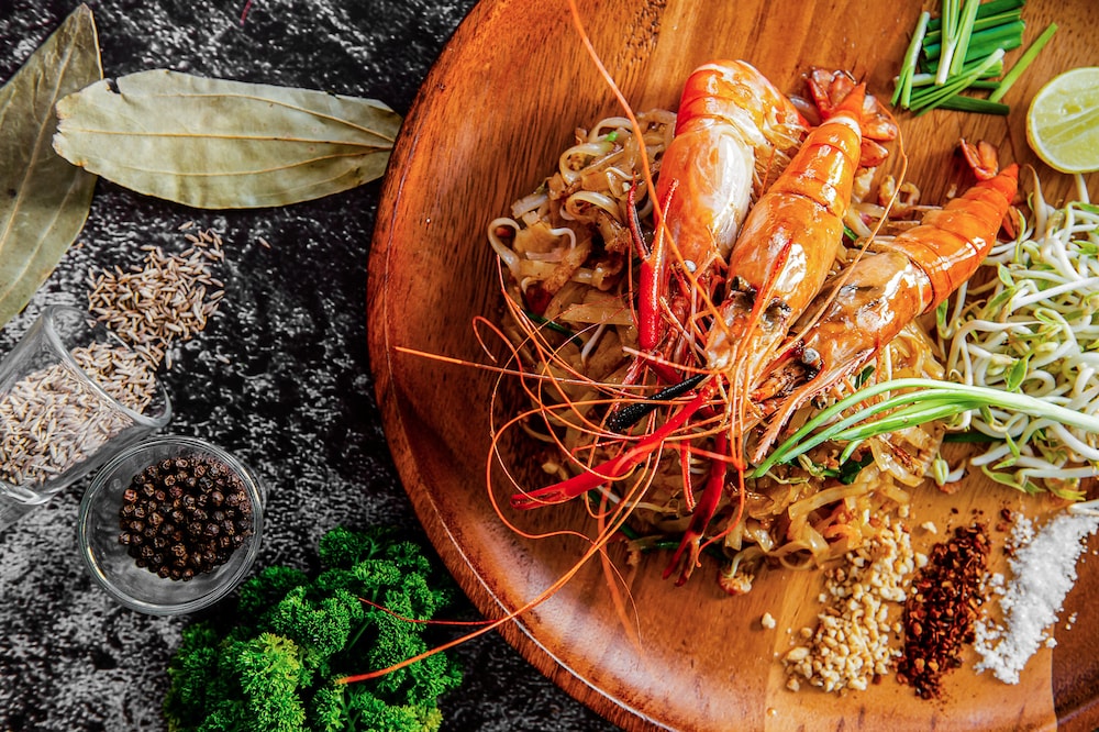 ngwe saung yacht club and resort