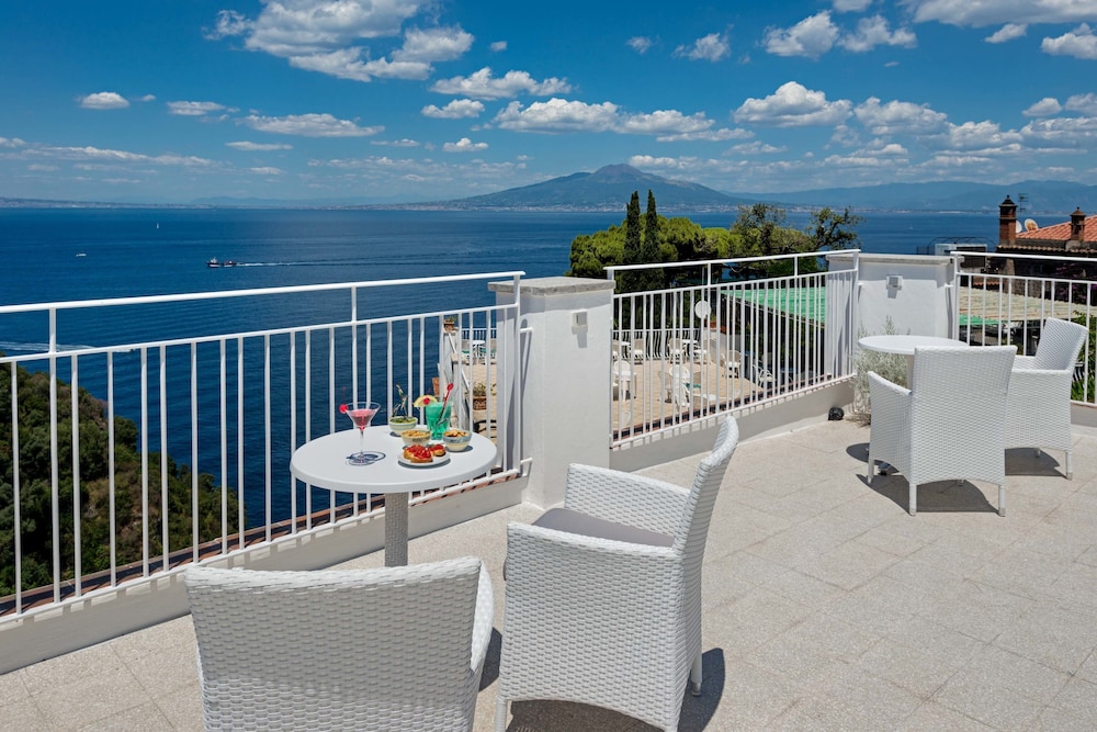 boutique hotel helios adults only