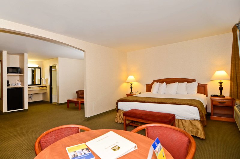 best western oak meadows inn