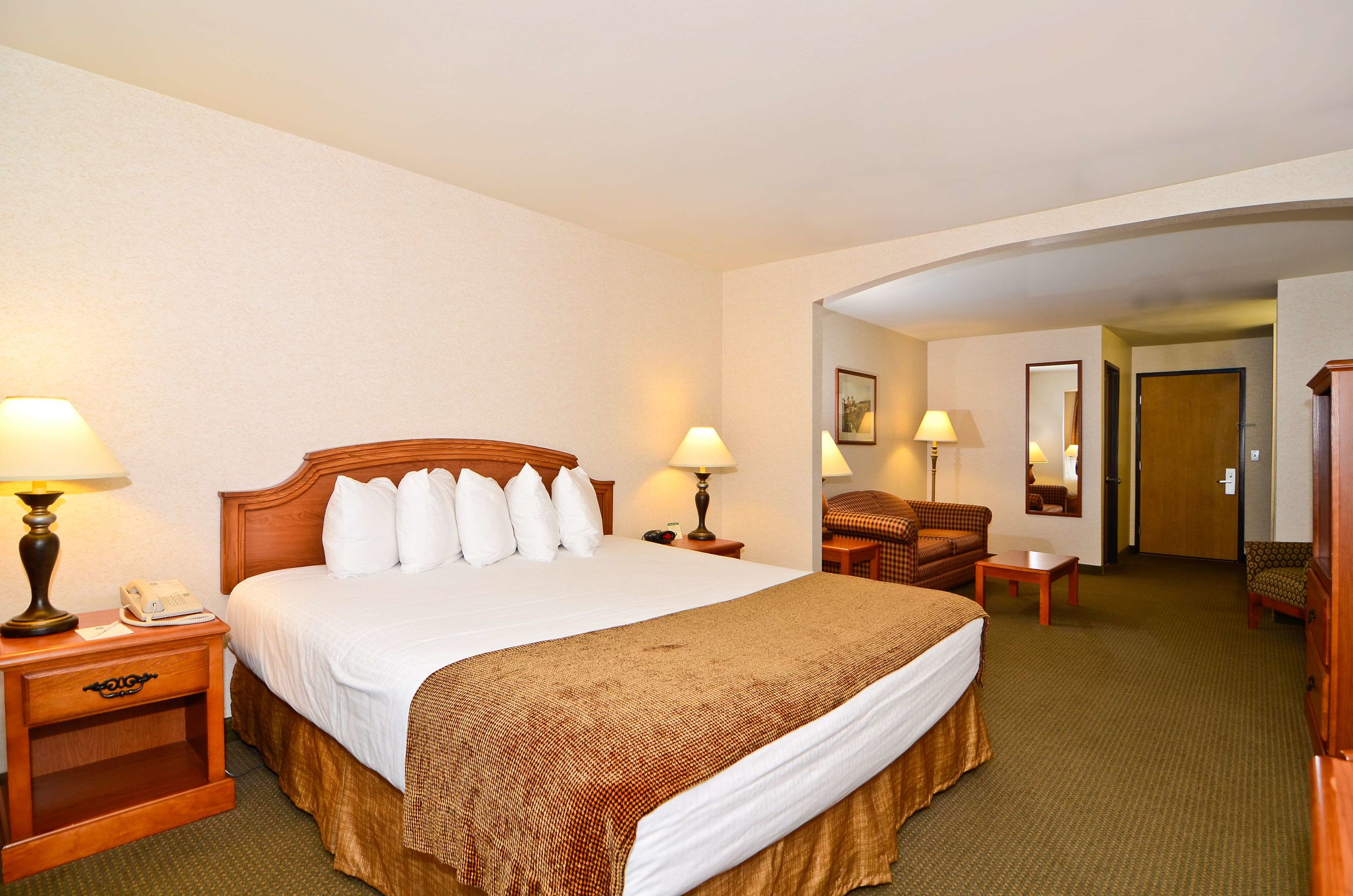 best western oak meadows inn