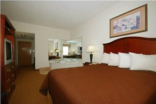 Red Roof Inn & Suites Carrollton, Ga-West Georgia,In The City Center,2 star