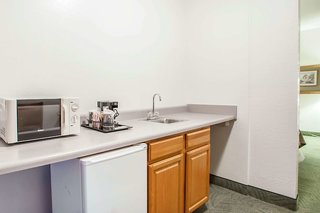 comfort inn muscatine near hwy 61