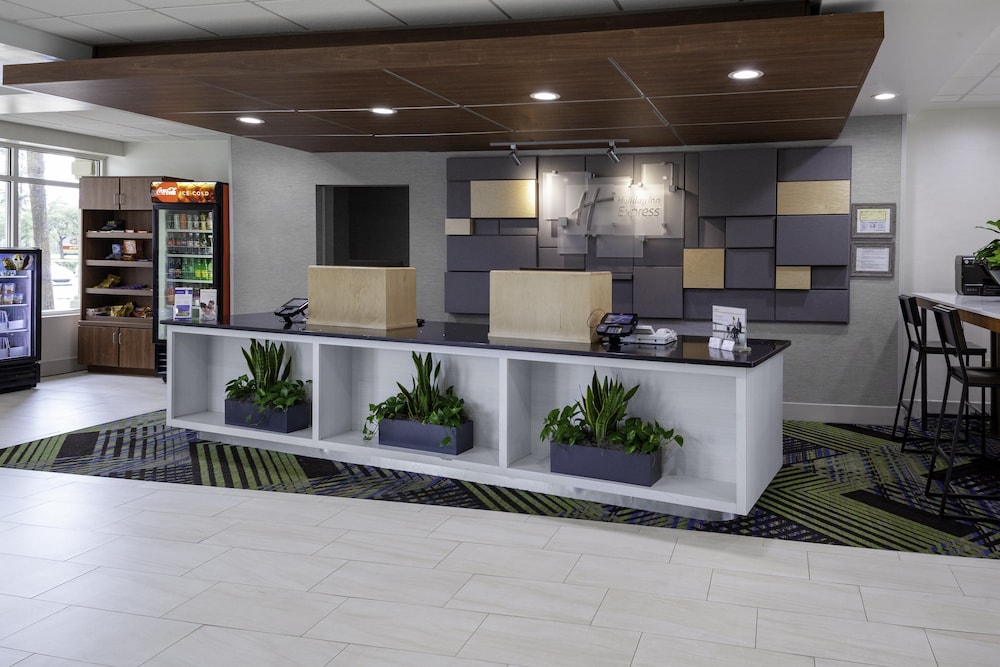 holiday inn express myrtle beach broadway at the beach by ihg